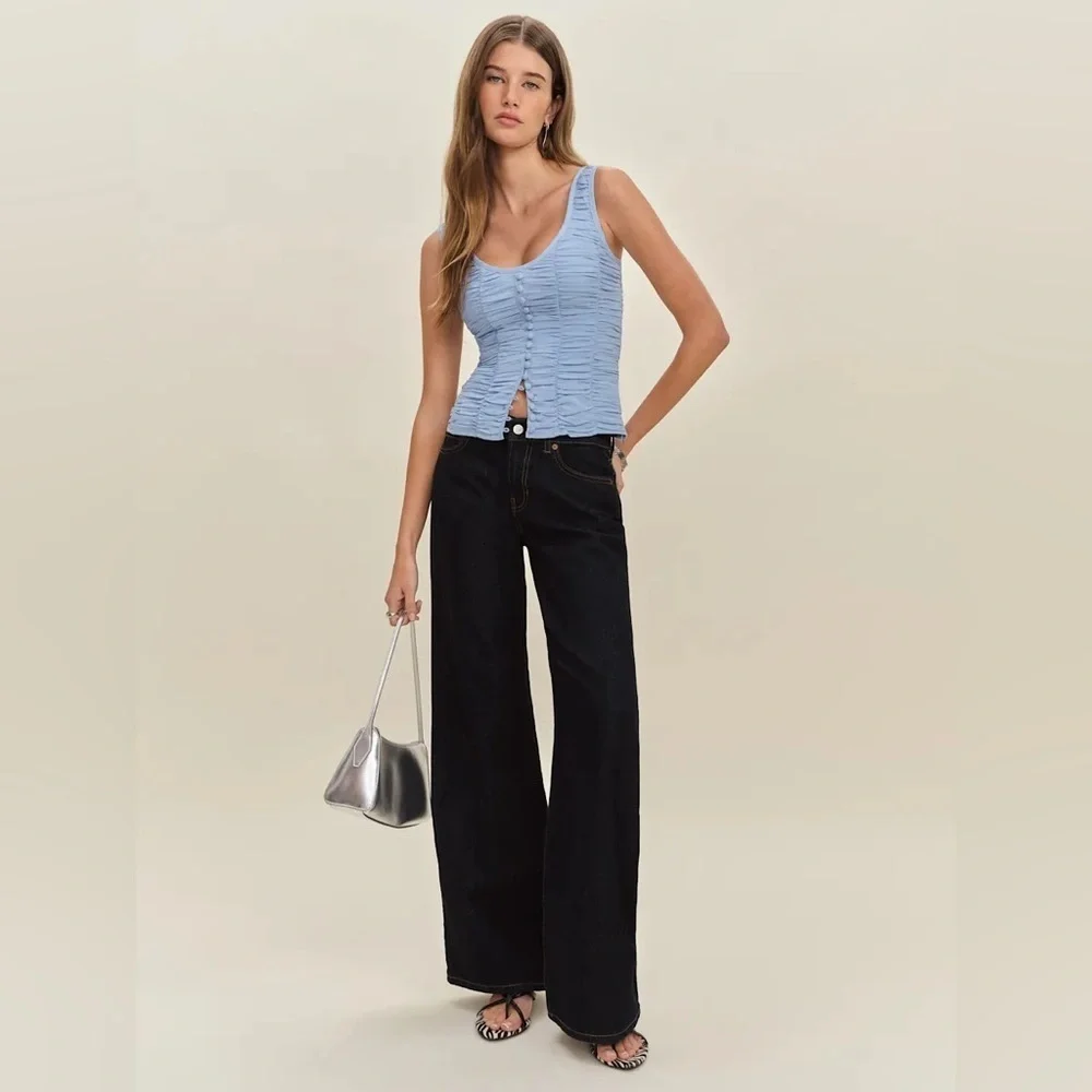 NWT Reformation Archer Top Ice Water Light Blue | US 0 UK 4 - Picture 3 of 13